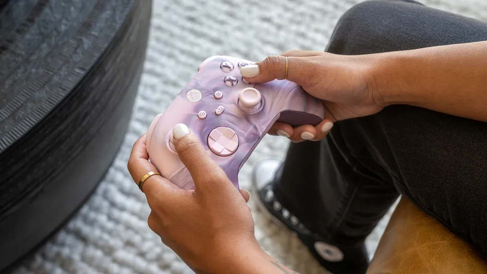 Microsoft Xbox, PlayStation DualSense'e Rakip Geliyor!