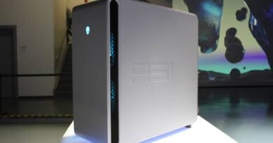 Alienware Area-51 Oyun PC'si Geri Döndü! Şimdi 400 Dolar İndirimle Satışta!