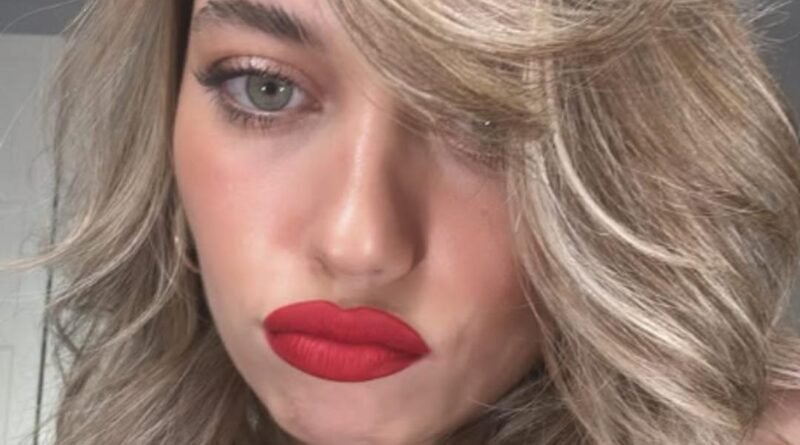 Afra Saraçoğlu Saç Rengini Değiştirdi, Sosyal Medyada Gündem Oldu