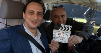 Giray Altınok ve Kerem Özdoğan'ın Başrolünde Olduğu 'Var Bunlar' Üçüncü Sezon Çekimlerine Başladı - Haberler