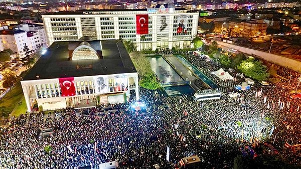 Protestolar gerçekleşti.