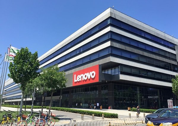 Çin merkezli dünyanın en büyük bilgisayar üreticisi Lenovo'nun Türkiye'ye geleceği iddia edildi.