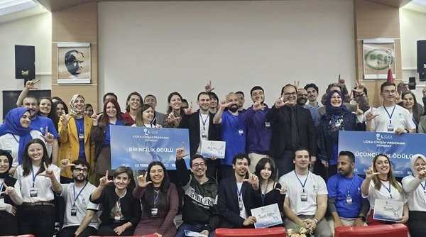 Girişim projeleri, yenilikçiliğin ve sürdürülebilir kalkınmanın itici gücü olarak, toplumların ekonomik ve sosyal dönüşümüne katkılar sağlar.