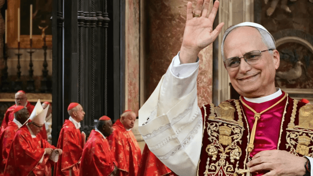 "Yeni Papa Leo XIV, Papalık Seçimi Öncesi Oscar Ödüllü 'Conclave' Filmini İzledi!" - Haberler