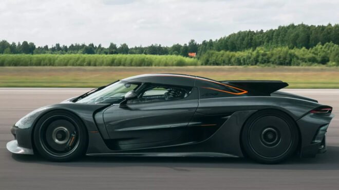 Koenigsegg Jesko Absolut ile Yeni Hız Rekoru Elde Edildi