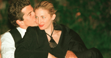 Ryan Murphy'nin Yeni Aşk Hikayesi "American Love Story"den İlk Görsel Paylaşıldı - Haberler