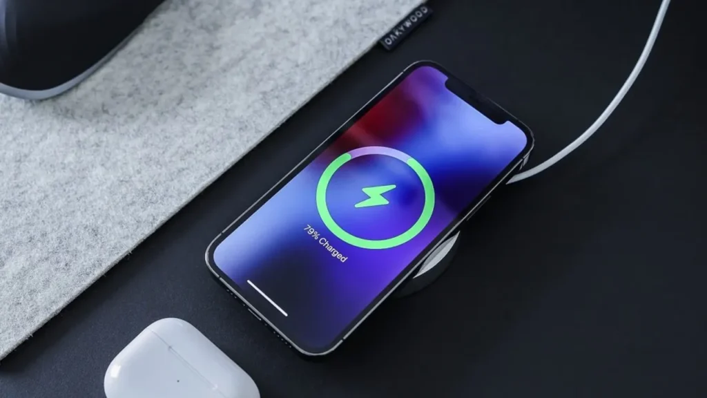 iPhone'u Hızlı Şarj Etmenin Yolları Nelerdir?