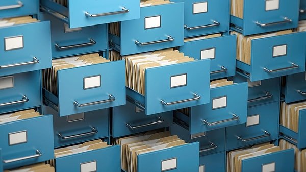 Araştırmacılar, çok sayıda infostealer (bilgi çalan yazılım) tarafından elde edildiği düşünülen 30 veri setinde toplam 16 milyar kayıt tespit etti.
