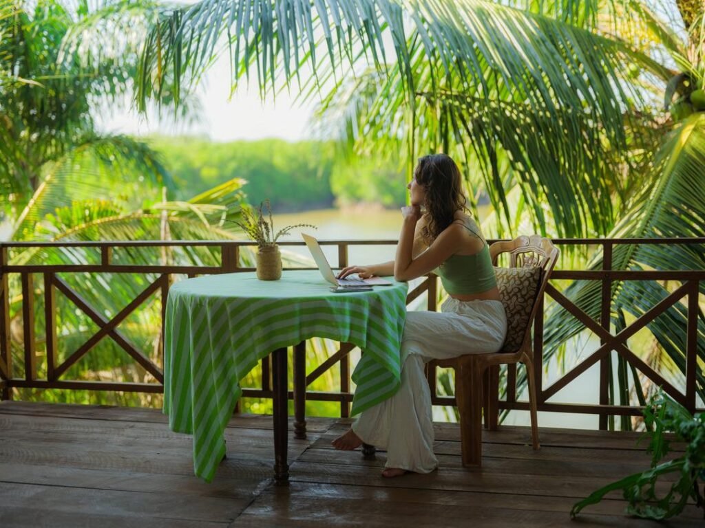 Yaz Aylarında Hem Çalışıp Hem Tatil Yapabileceğiniz Workation Destinasyonları