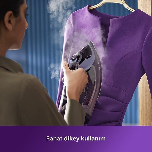 Dikey buhar püskürtme imkanı ile giysileri askıdayken veya perdelerdeki kırışıklıklarınızı giderebilirsiniz.