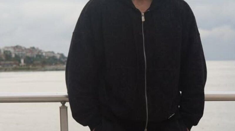 Testo Taylan, 13 Yaşındaki Hayranını Darp Edip Gözaltına Alındı! Tepkiler Üzerine Açıklama Yaptı
