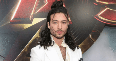 Ezra Miller Hollywood'a Dönüş Yapacak Mı? - Haberler