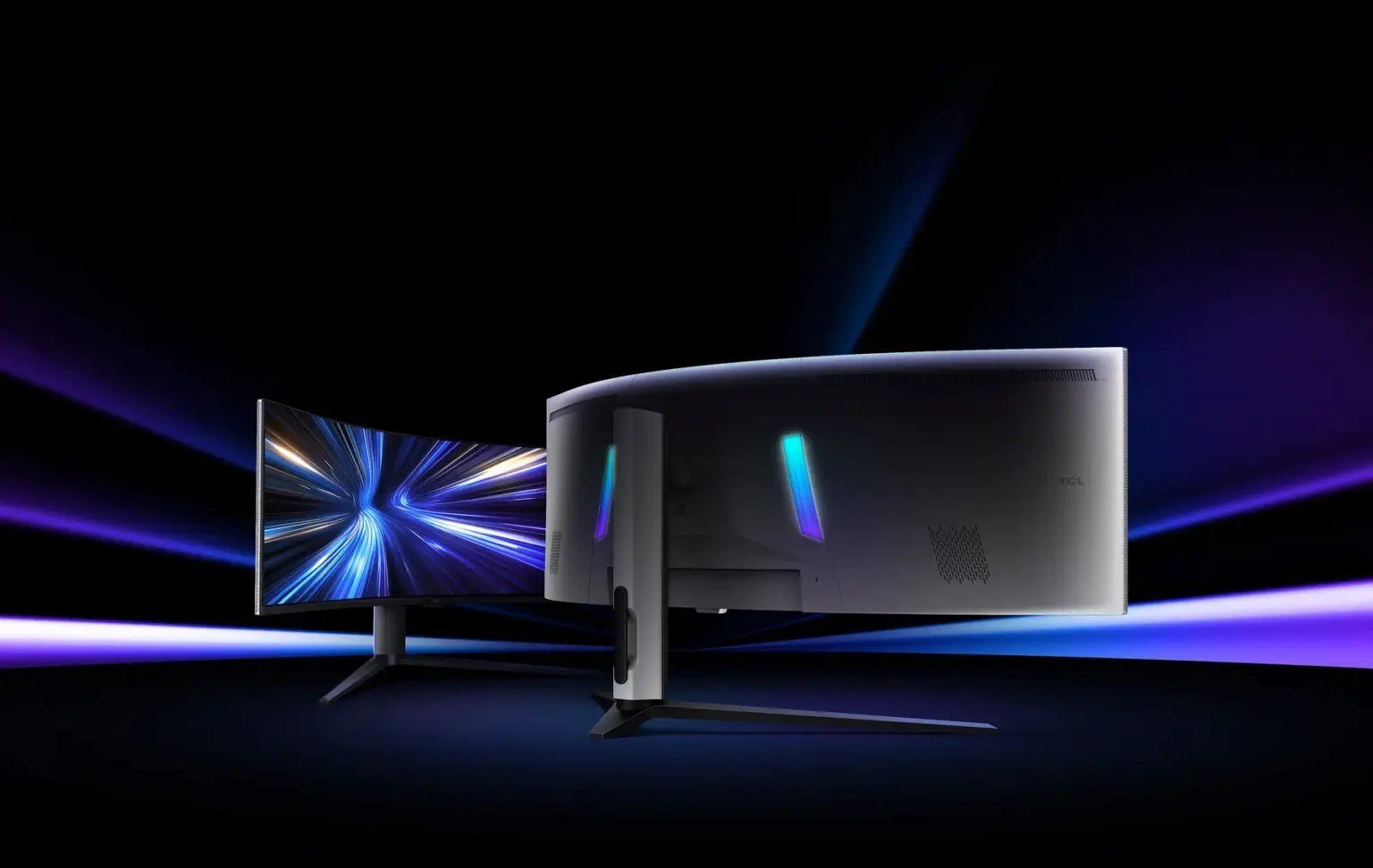 TCL, 57 inç çift 4K çözünürlüğe sahip kavisli monitörünü tanıttı