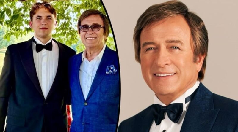 Erol Evgin ve Torunu ile Poz Verdi: Zaman Ne Kadar Hızla Geçiyor! - Son Dakika Magazin Haberleri