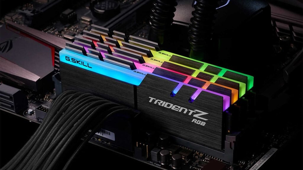 DDR4 Talebi Planları Alt Üst Etti: Üreticiler Çıkışı Erteledi