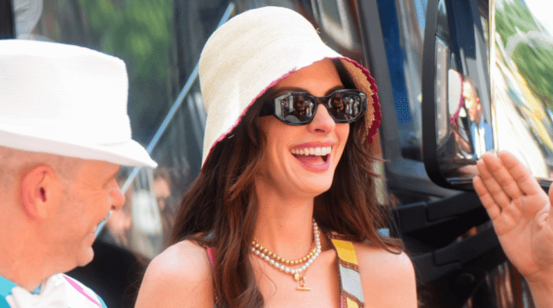 Andy Sachs, Chelsea Sokaklarında: "The Devil Wears Prada 2" Setinden İlk Görseller Geldi