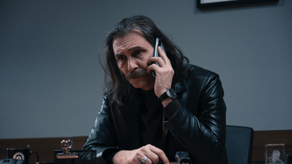 "Çekiç ve Gül: Bir Behzat Ç. Hikayesi" Üçüncü Sezonuyla HBO Max'ta İzlenebilir!