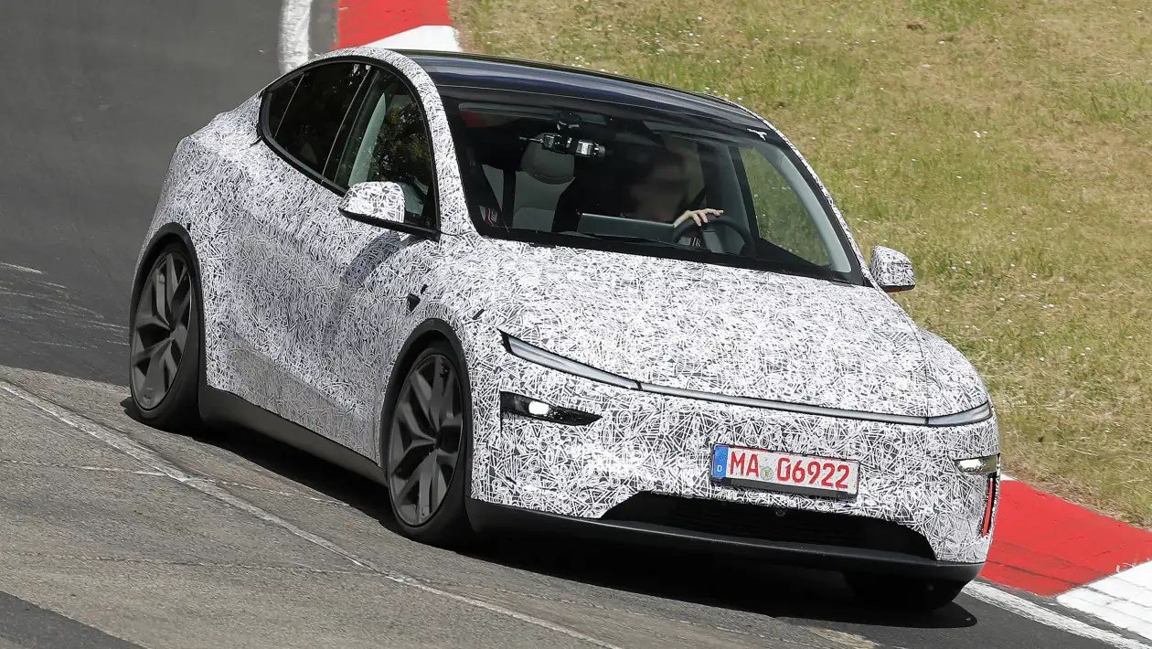 Tesla, yarın yeni Model Y Performance modelini tanıtacak
