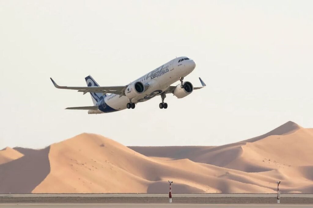 Airbus A320, Boeing 737'yi Düşürmeye Hazırlanıyor
