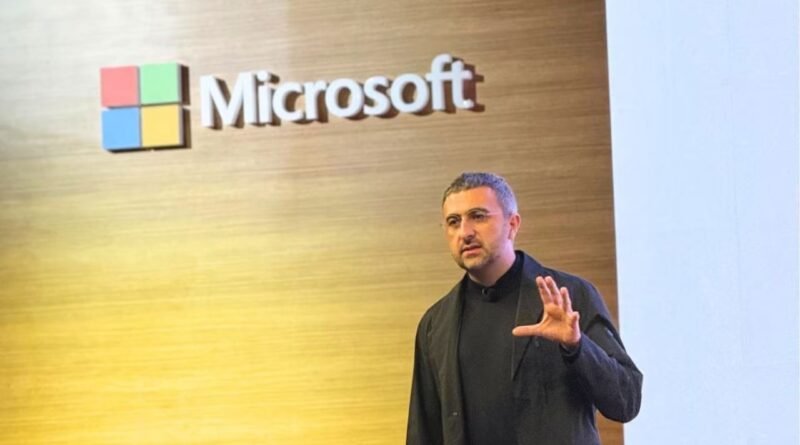 Microsoft, Google DeepMind Ekibini Hedef Alıyor
