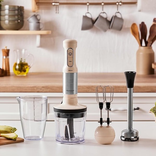 Çorba, püre ve sosların yanı sıra smoothie ve kremalarda da harika sonuçlar sunan bu set, şık tasarımıyla mutfak dekoruna modern bir dokunuş katıyor.