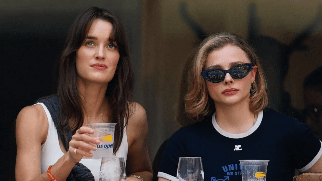 Chloë Grace Moretz ve Kate Harrison, Sekiz Yıllık İlişkilerinin Ardından Evlendi! - Haberler