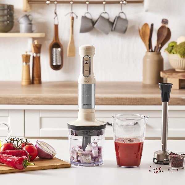 Karaca Mastermaid Prosteel Blender Set, 1500 W gücünde motorla donatılmıştır.