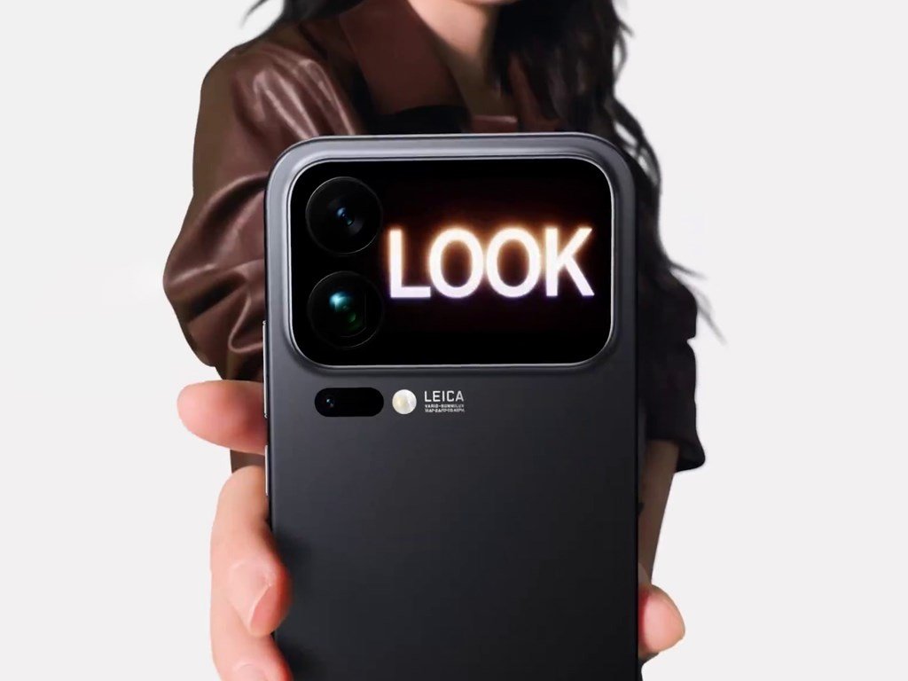 Xiaomi 17 Pro ikinci ekran Magic Back Screen