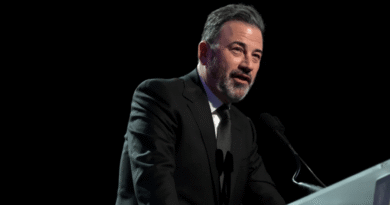 ABD'de Gece Yarısı Programlarının Sonu Geldi mi? Jimmy Kimmel'ın Programı Yayından Kaldırıldı! - Haberler