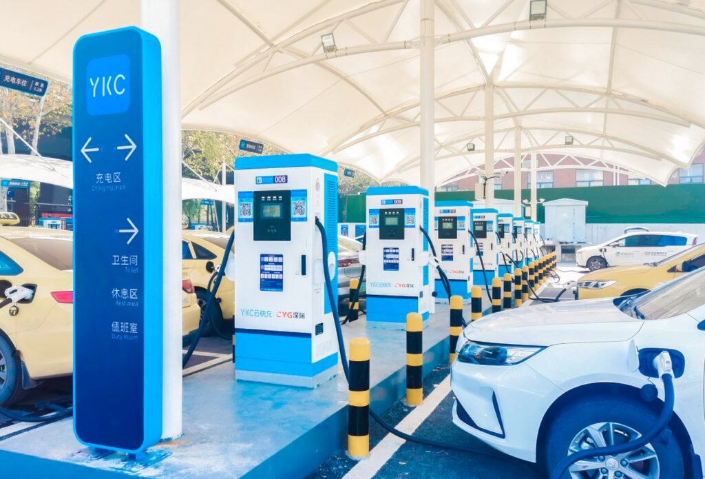 Çin'de Elektrikli Araç Şarj Noktaları 16,7 Milyona Yükseldi