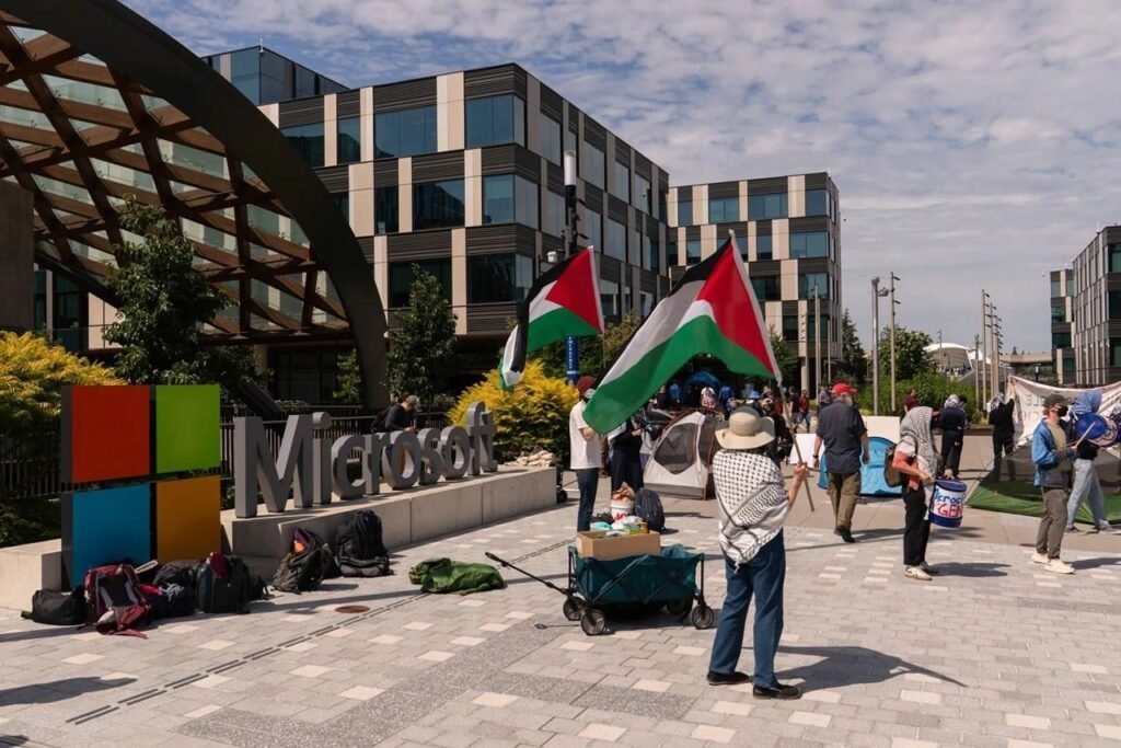 İsrail’e Destek Veren Microsoft’a Yönelik Tepkiler Artıyor
