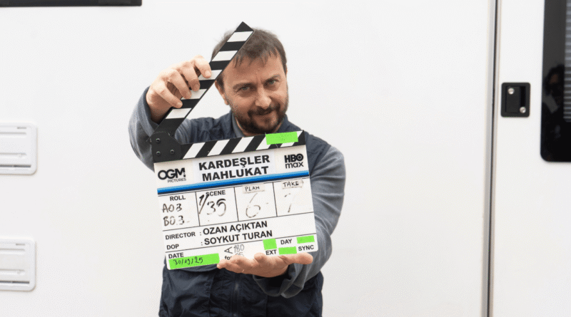 HBO Max'in Yeni Absürt Kara Komedisi "Kardeşler Mahlukat"ın Çekimlerine Başlandı - Haberler