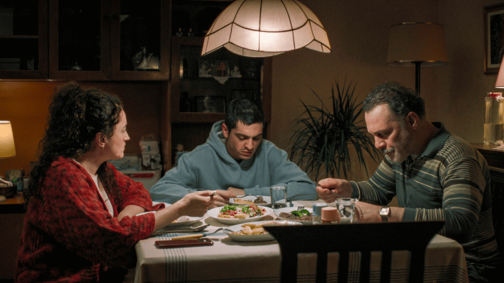 Ali Vatansever'in Yeni Filmi "Bir Arada Yalnız", Tallinn Black Nights Film Festivali'nde Yarışıyor - Haberler