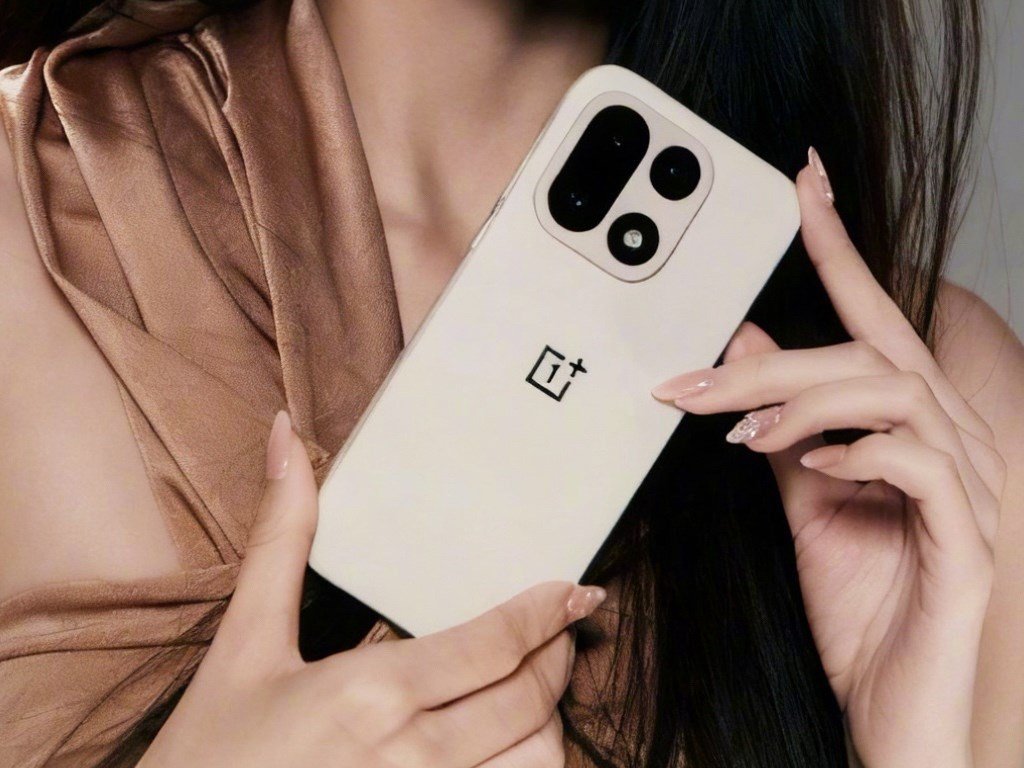 OnePlus 15 özellikleri sızdırıldı