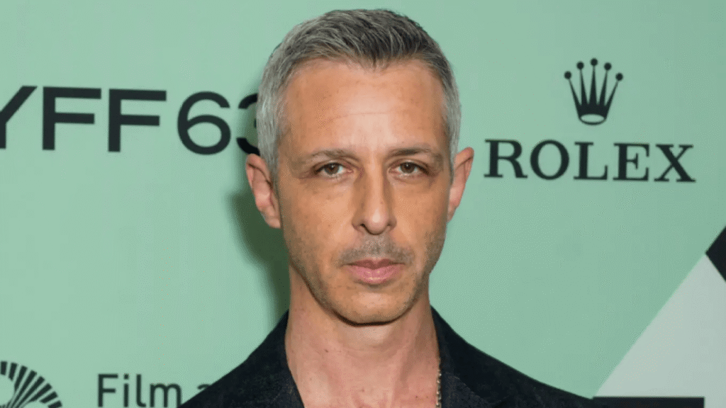 Jeremy Strong, 9/11 Kahramanlarını Anlatan "9/12" Dizisinde Ana Rolde - Haberler