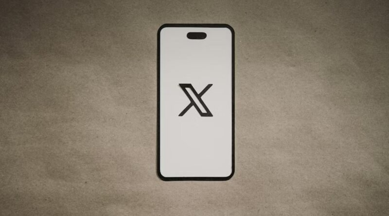 X algoritması yenileniyor: Kullanıcılar kendi akışlarını oluşturma imkânına sahip olacak.