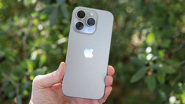 iPhone'un en yeni modeli bu akşam tanıtılıyor!