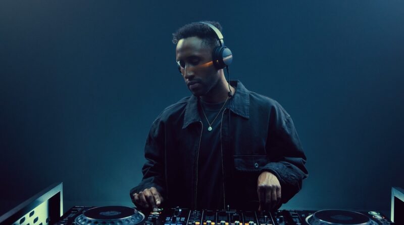 Beyerdynamic DJ 300 PRO X İki Farklı Boyut Seçeneğiyle Sunuluyor