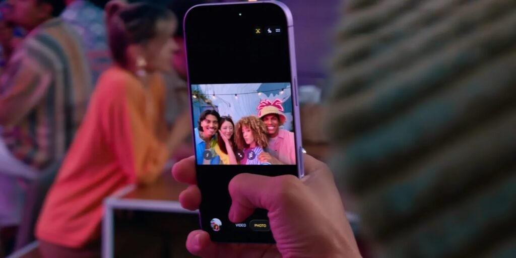 iOS 26.1 ile Google Fotoğraflar Arka Planda Yedekleme Özelliği Ekleyecek