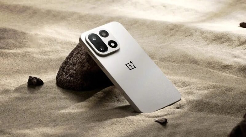 OnePlus 15, Geniş Batarya ve Hızlı Şarj Özellikleriyle Geliyor