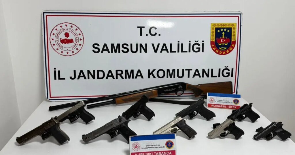 Sosyal Medya Paylaşımıyla 10 Kişi Gözaltına Alındı