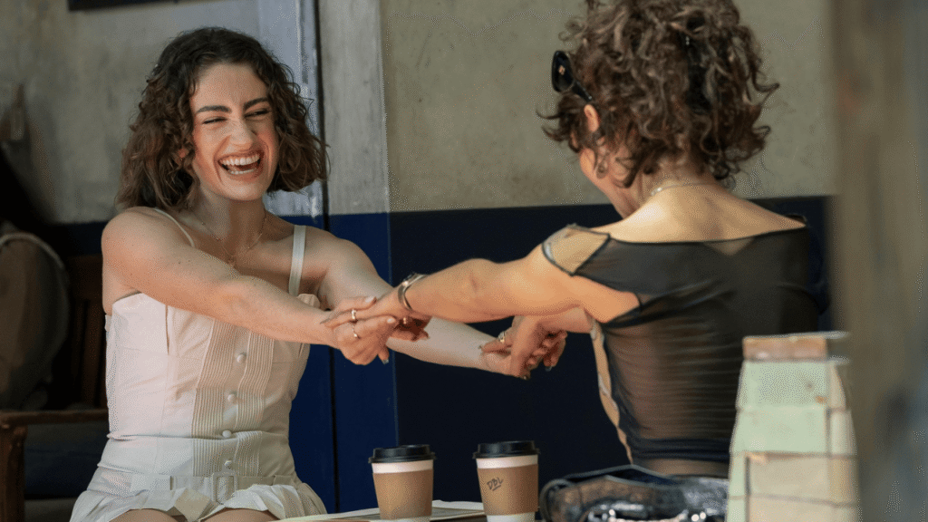 Kasım Ayı HBO Max: Yeni Diziler, İkonik Filmler ve Büyüleyici Sürprizler!