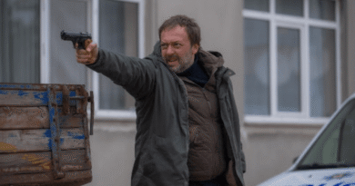 Okan Yalabık'ın Başrolünü Üstlendiği Yeni Netflix Dizisi "Kasaba"nın Çıkış Tarihi Açıklandı!