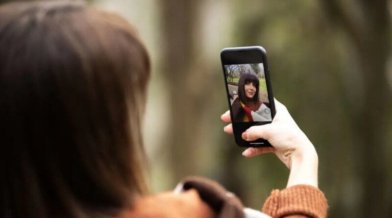 Beğeni Beklentisinin Psikolojik Maliyeti: En Fazla Genç Kızlar Üzerinde Etki Yaratıyor