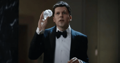 "Sihirbazlar Çetesi: Daha Önce Görmediğiniz Bir Deneyim" ABD Gişesinde Zirveye Çıktı - Haberler