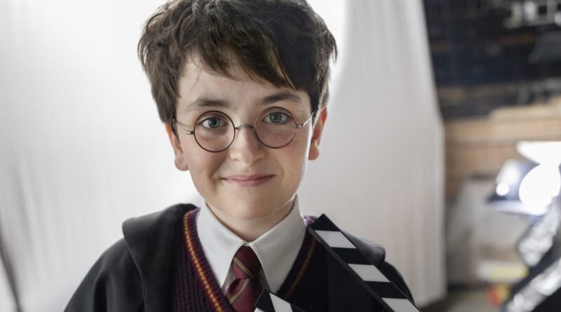 Harry Potter dizi setinden yeni kareler: Süpürgeler hazır mı?