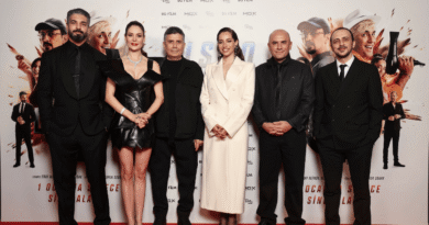 Aksiyon ve Kahkaha Dolu Gece: "D.I.S.C.O." Gala Gecesi Büyüledi!