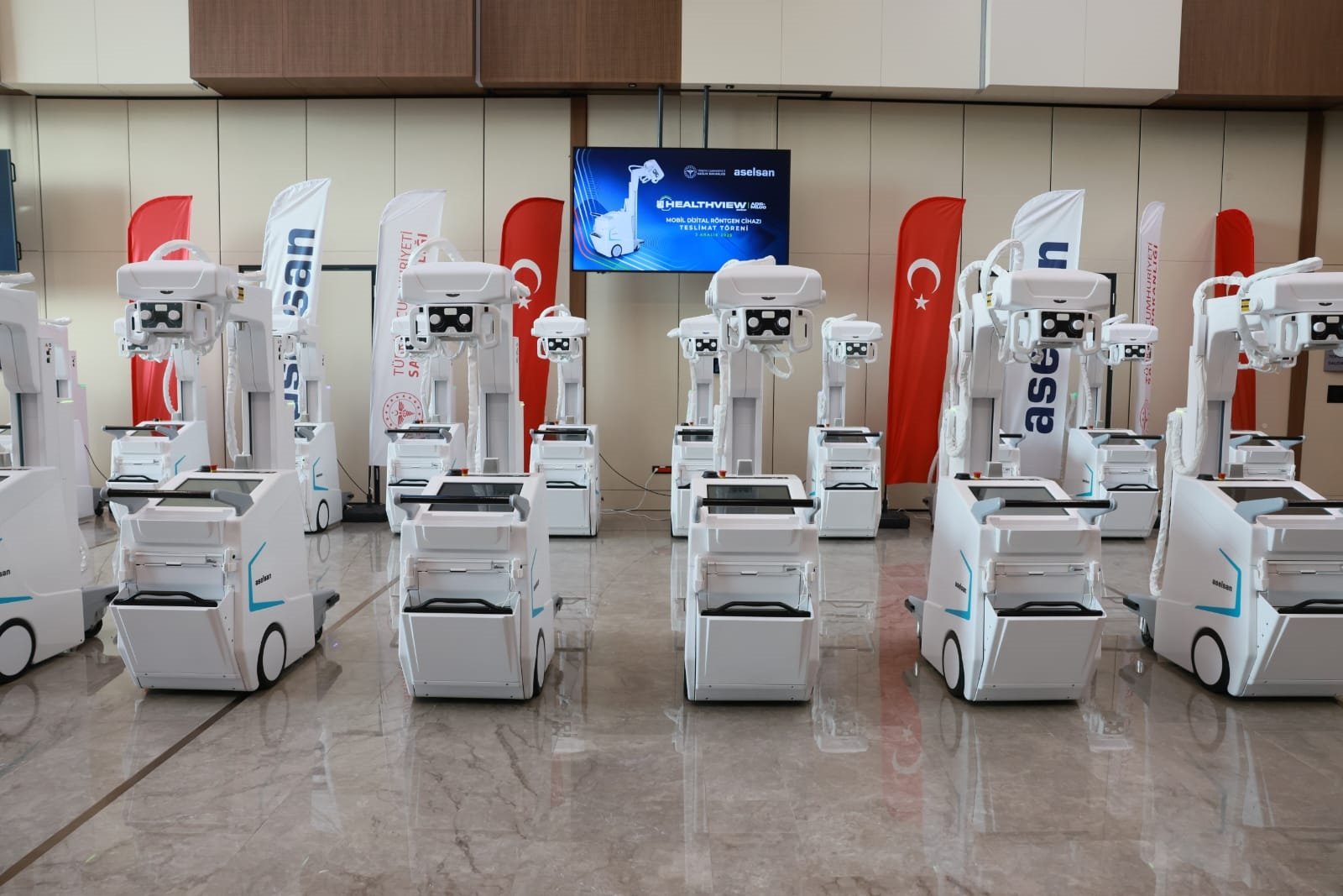 Aselsan sağlıkta atağa kalktı: Kalp cihazları artık sokaklarda