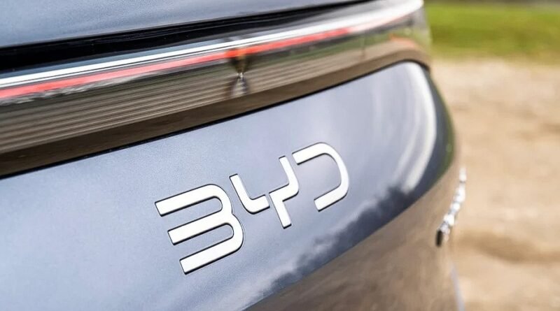 BYD, Seal 08 ve Sealion 08 İsimli İki Yeni Modeli Tanıtıyor