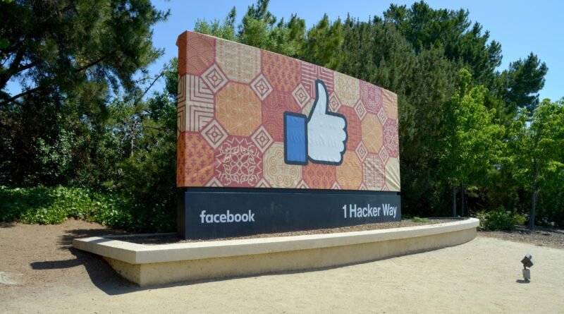 Meta, Metaverse Yatırımlarını %30 Azaltmayı Planlıyor